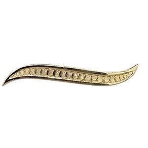 Simple Monet curved bar pin
